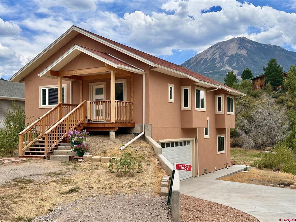 13682 Ragged Mountain Drive
