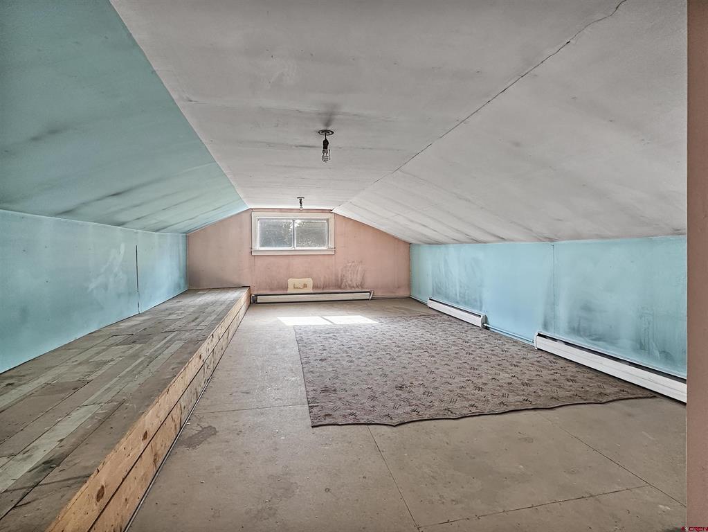 210 Poplar Avenue