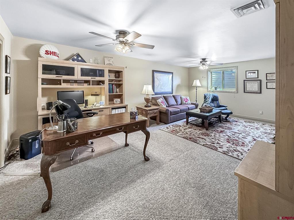 15364 Amsbury Road