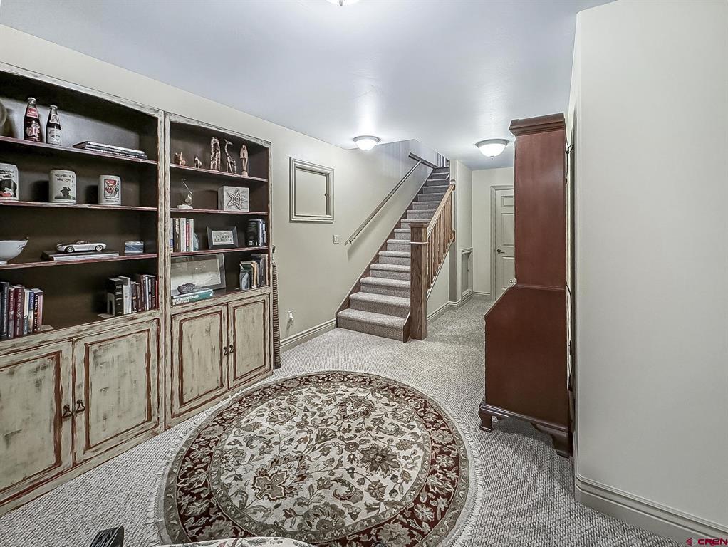 15364 Amsbury Road