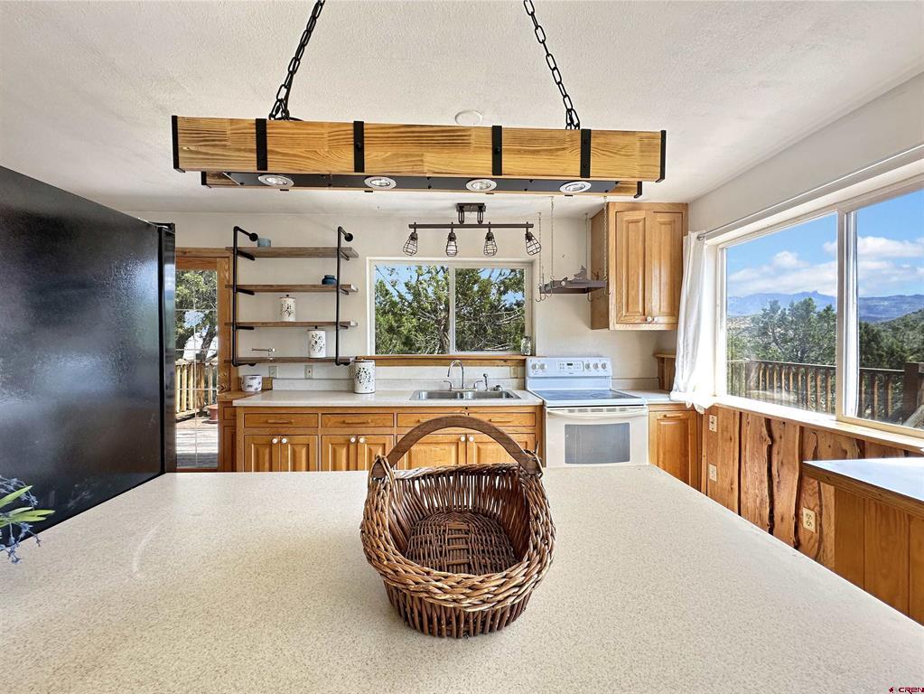 39729 Fruitland Mesa Road