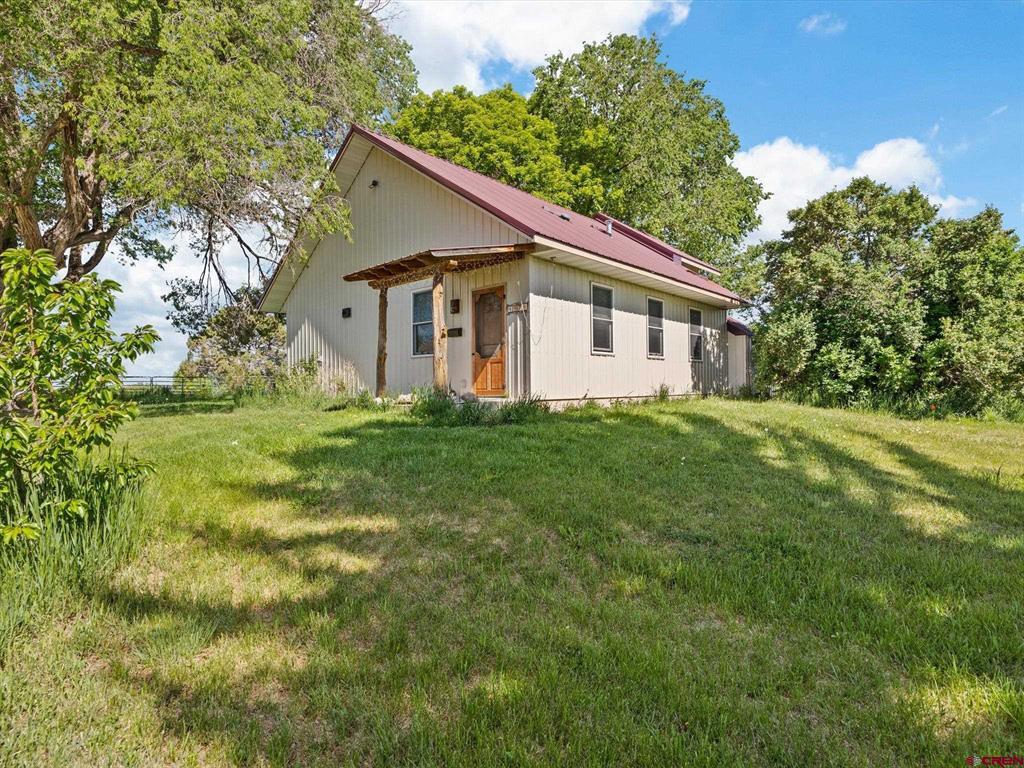 41990 Cottonwood Creek Road