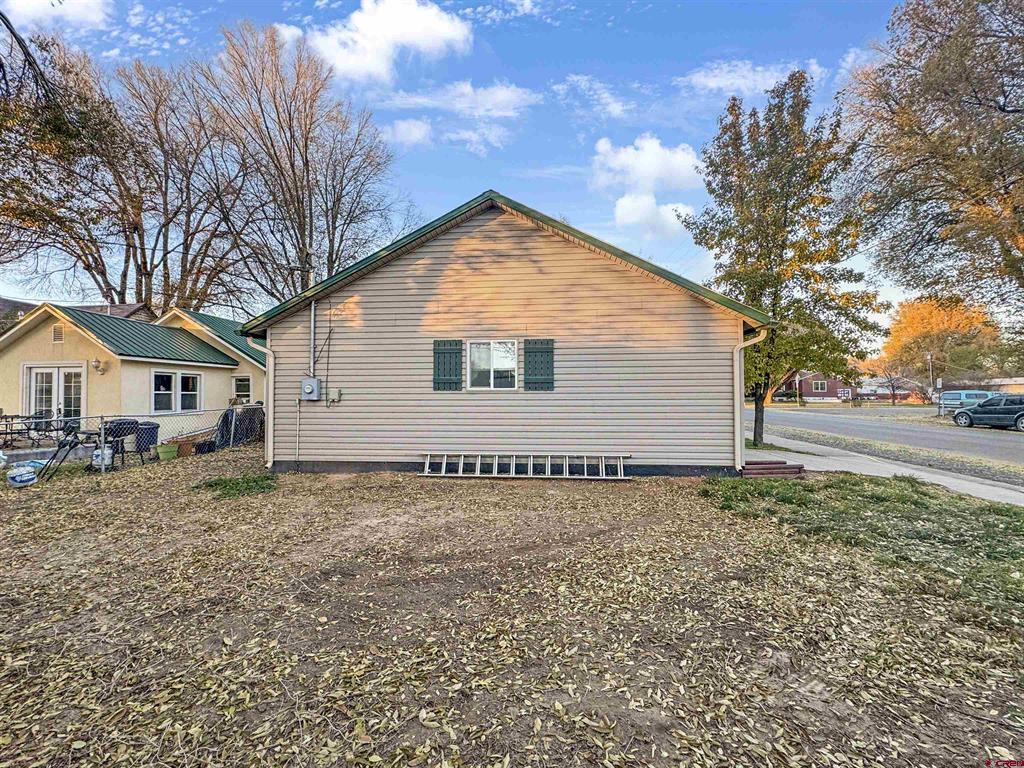 387 E Main Street