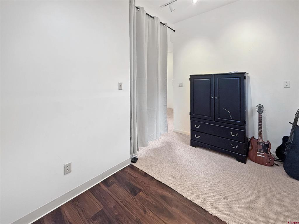 127 Niagara Avenue