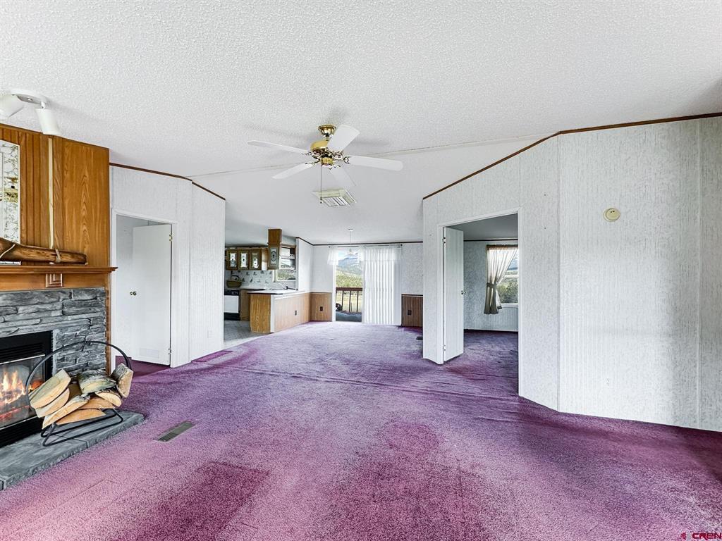 1438 Lakeview Road