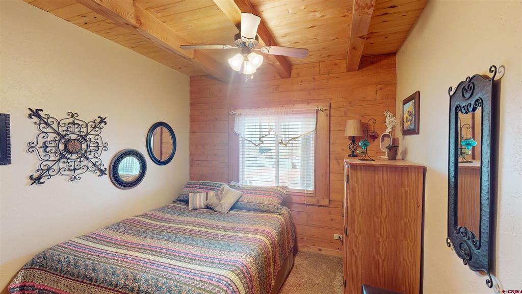 10696 Hidden Springs Road