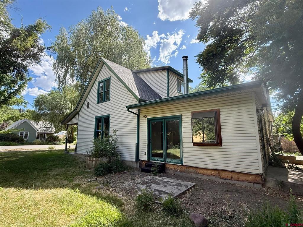 514 3rd Street