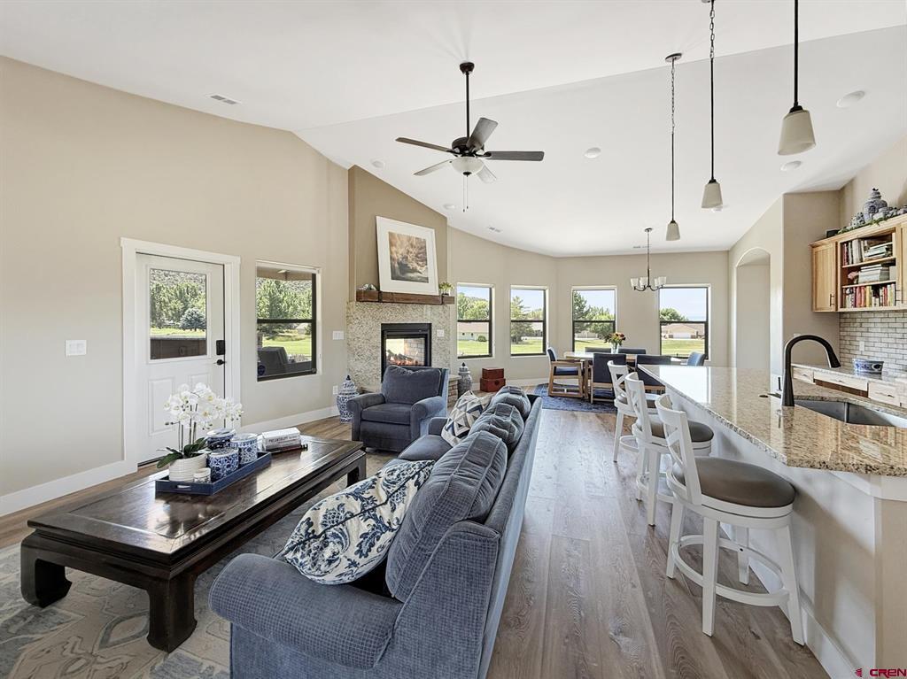 980 SE Fairway Drive