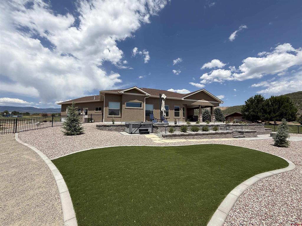 980 SE Fairway Drive
