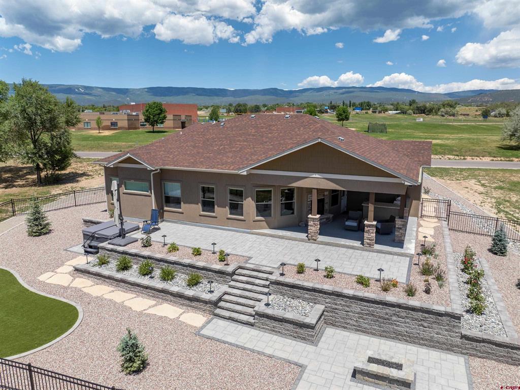 980 SE Fairway Drive