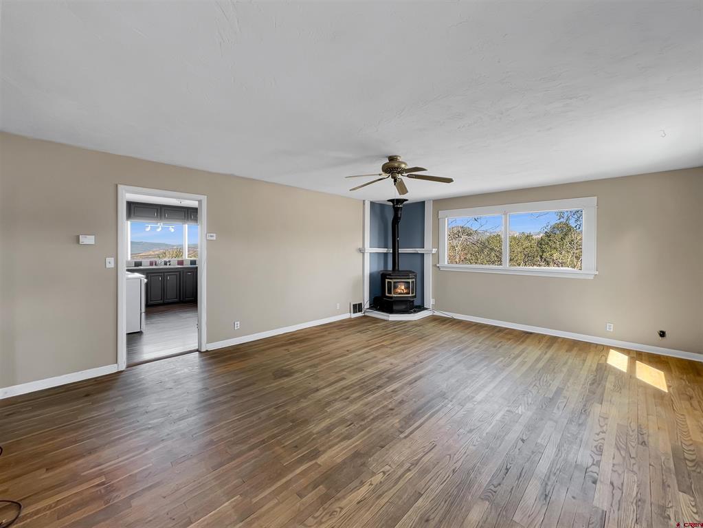2001 Black Canyon Rd