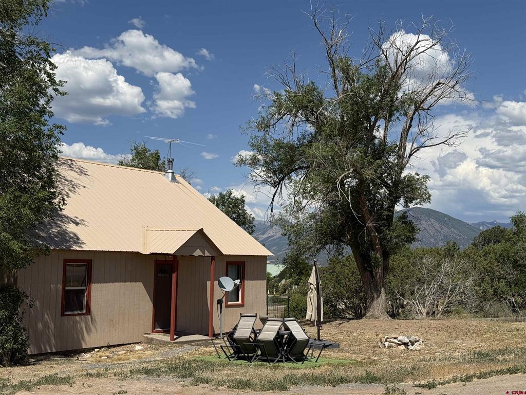 2001 Black Canyon Rd
