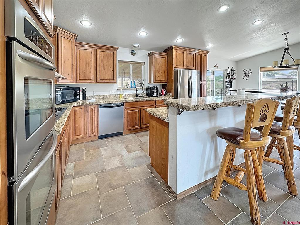 9159 Highway 65