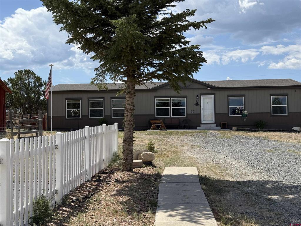 1518 Clear Fork Road