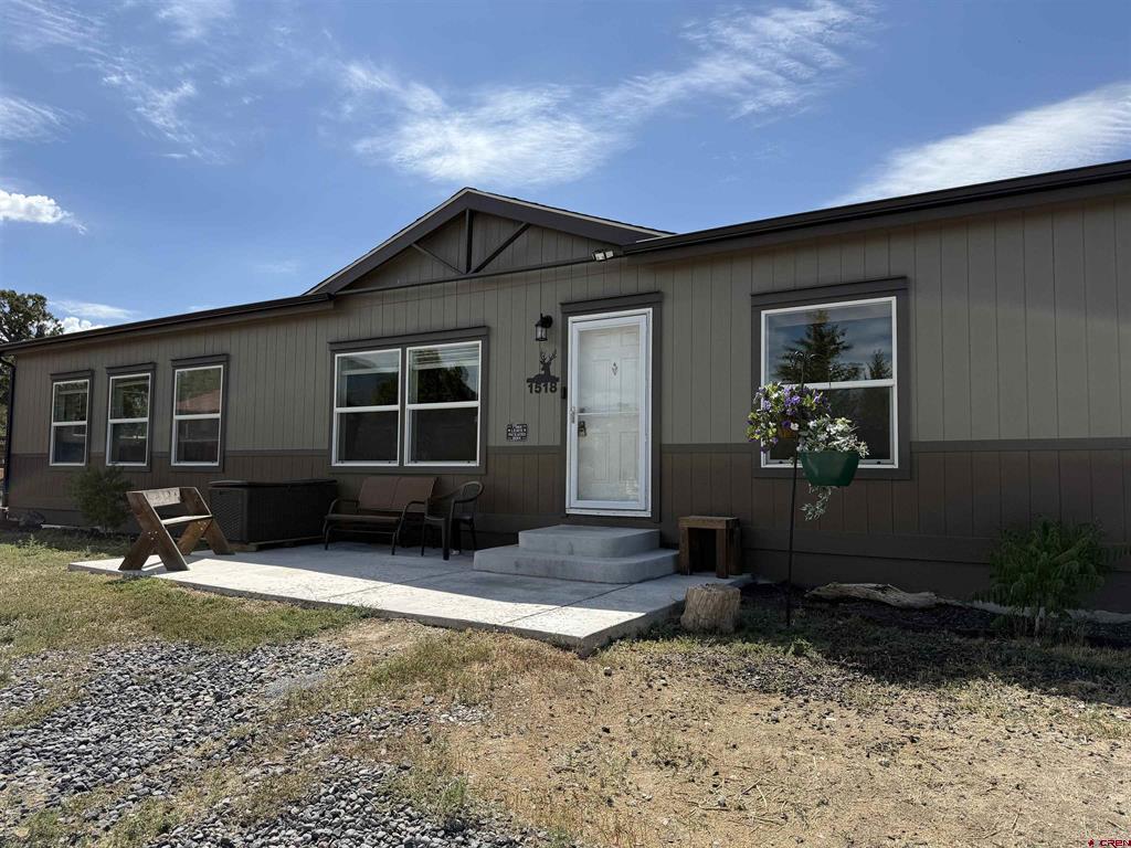 1518 Clear Fork Road