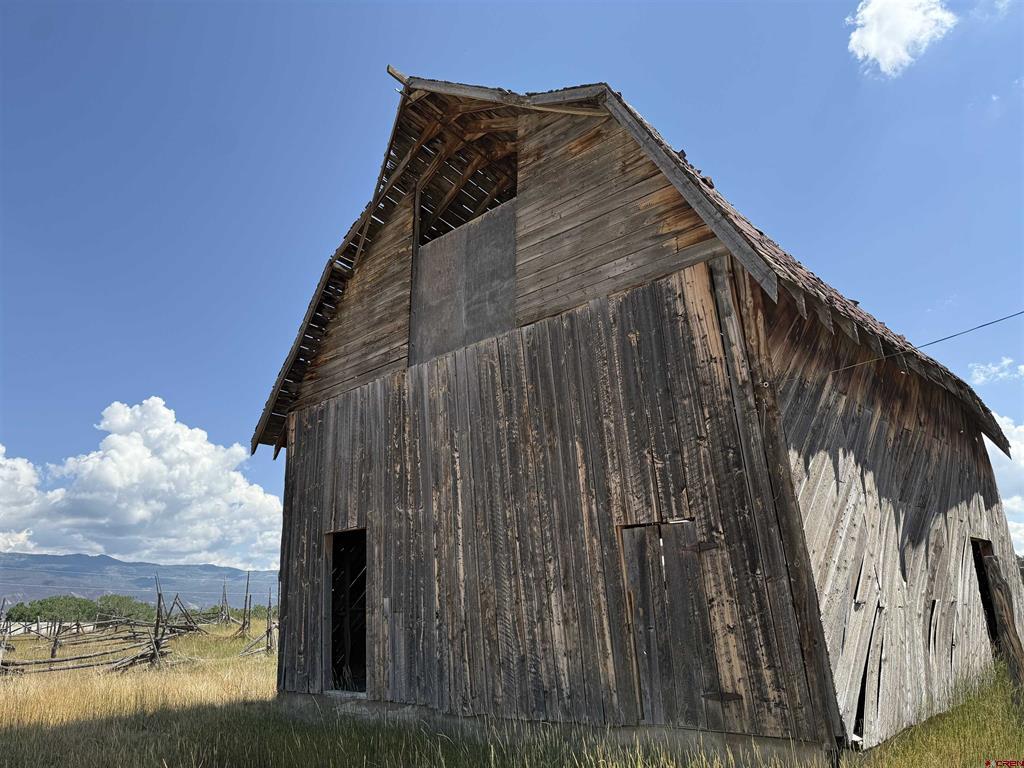 1800 Black Canyon Road