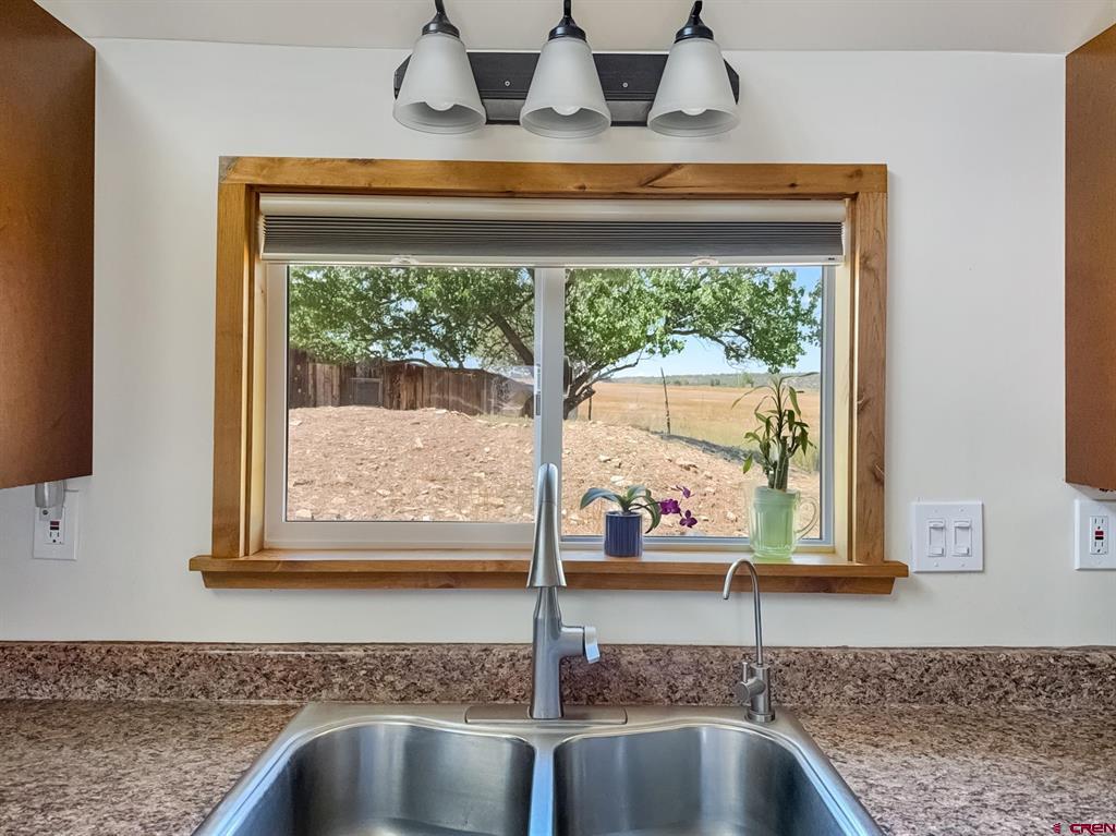 1800 Black Canyon Road