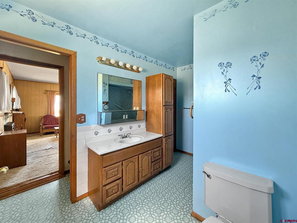 34706 Fruitland Mesa Road