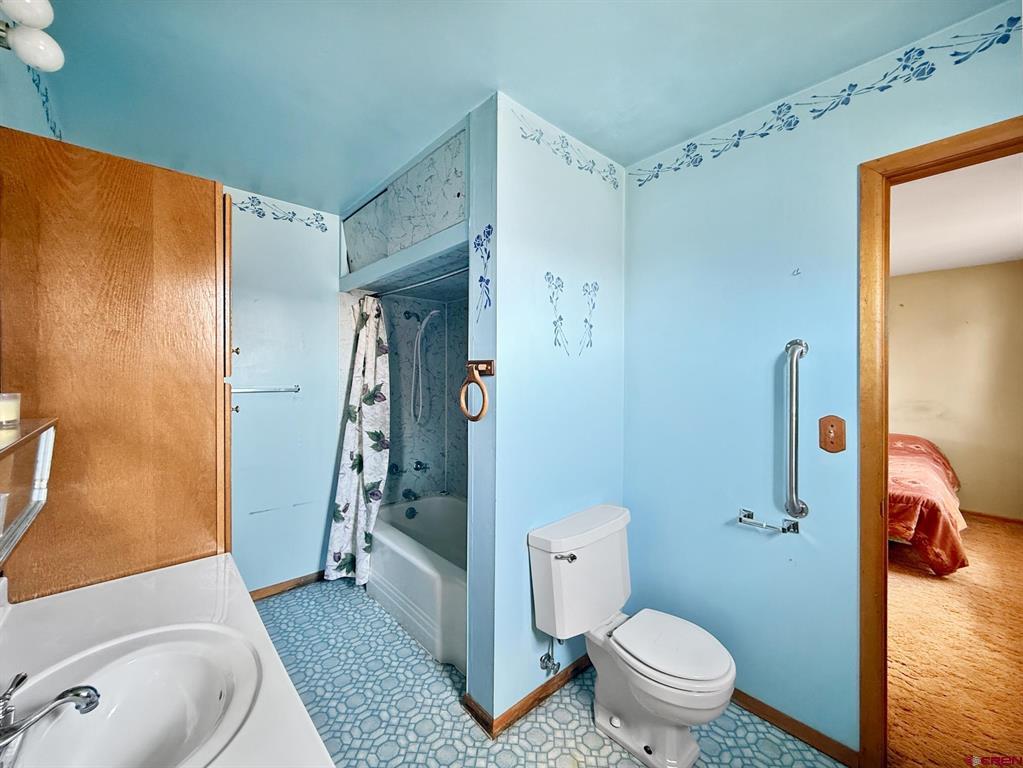 34706 Fruitland Mesa Road