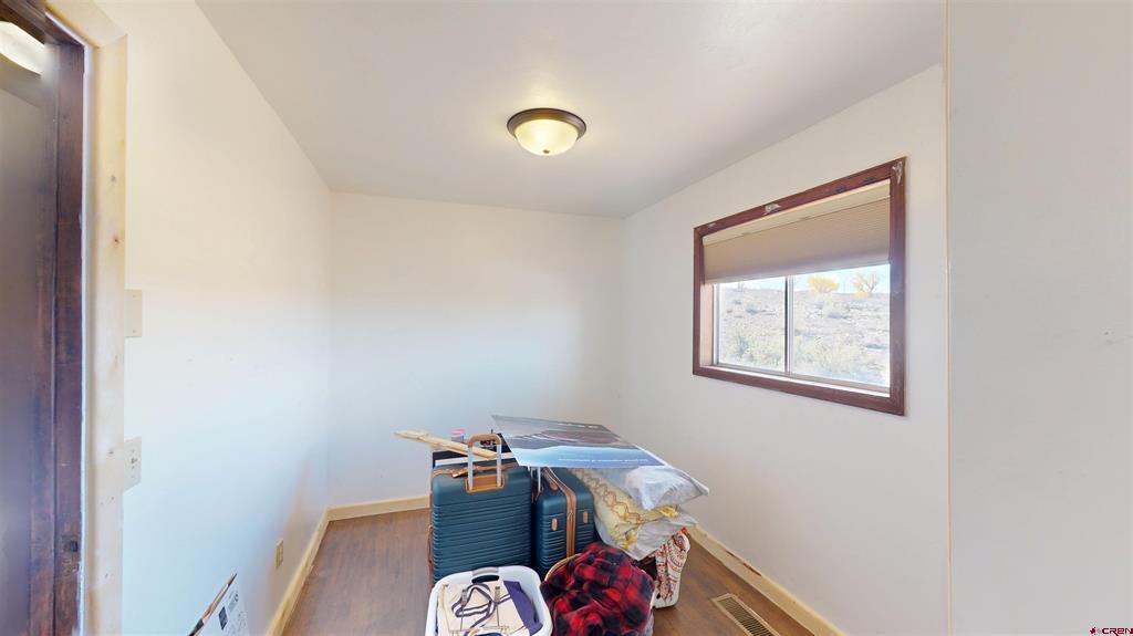 856 Short Road