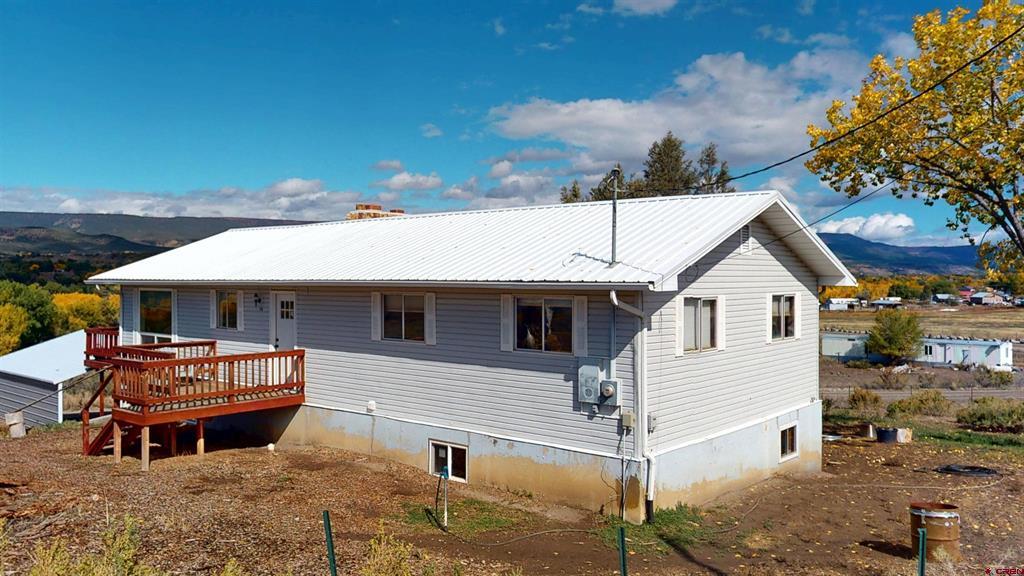 856 Short Road
