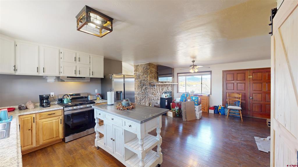 856 Short Road