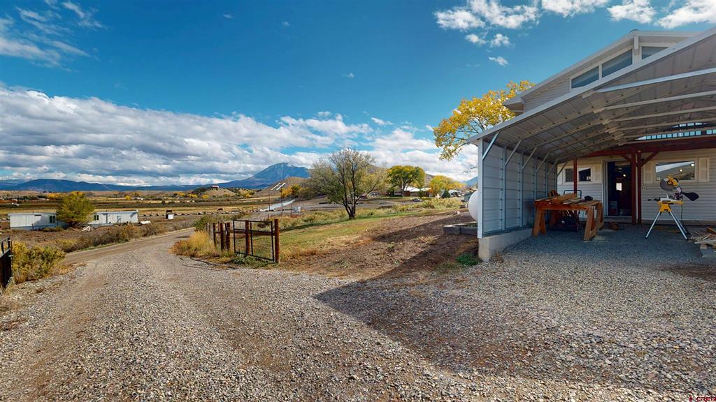 856 Short Road