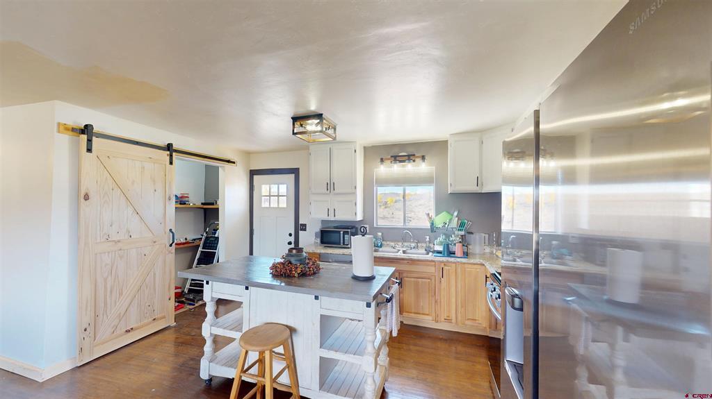 856 Short Road