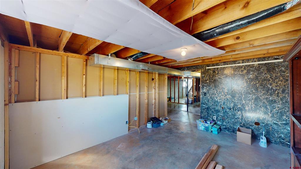 856 Short Road