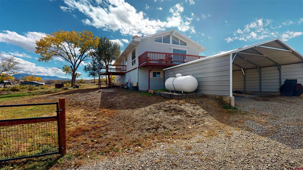 856 Short Road