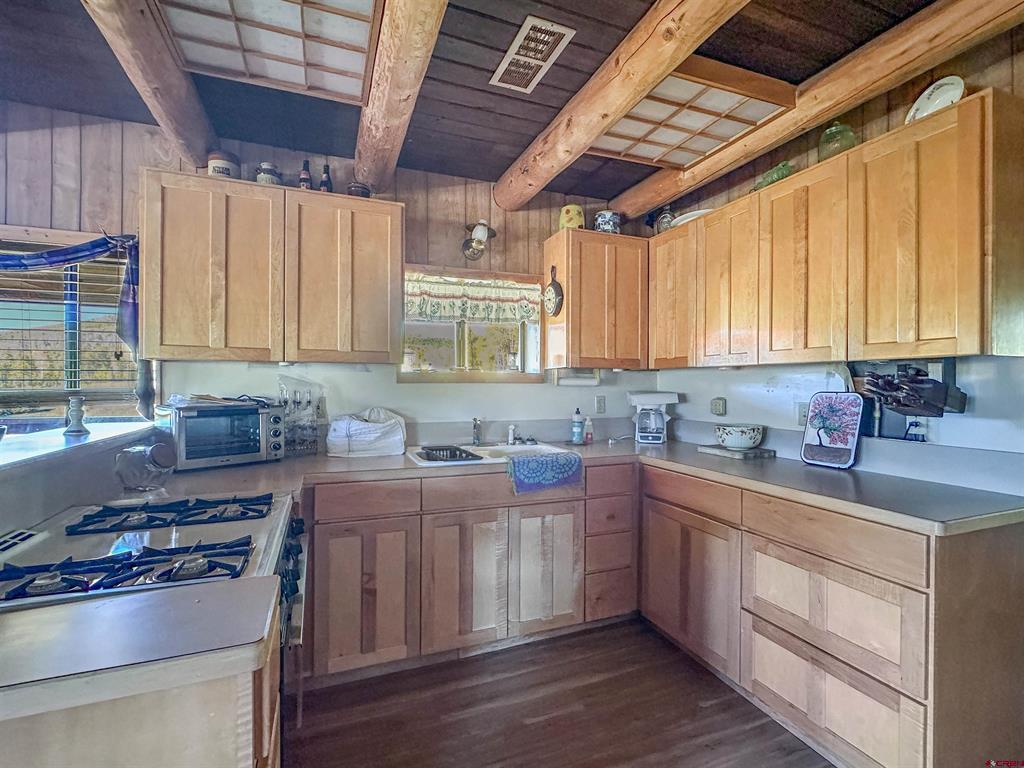 41014 Beaver Trail Lane