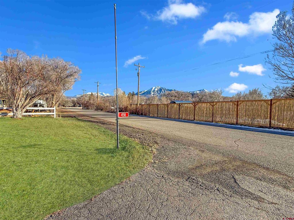 458 Price Road
