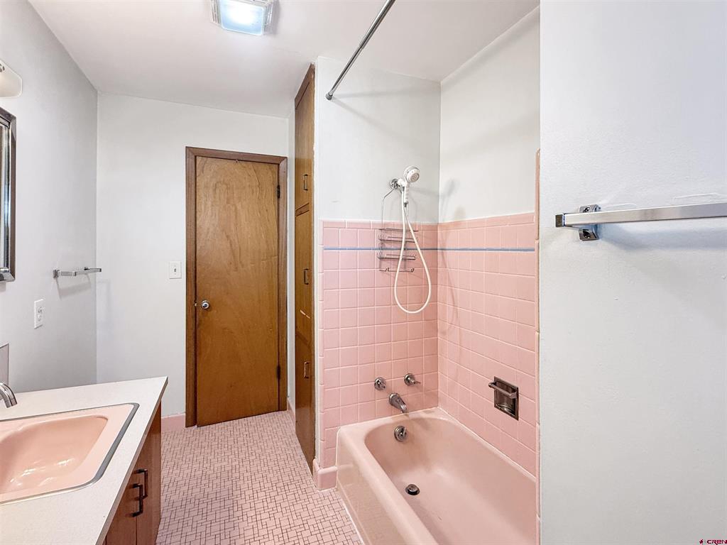 1112 2nd Street