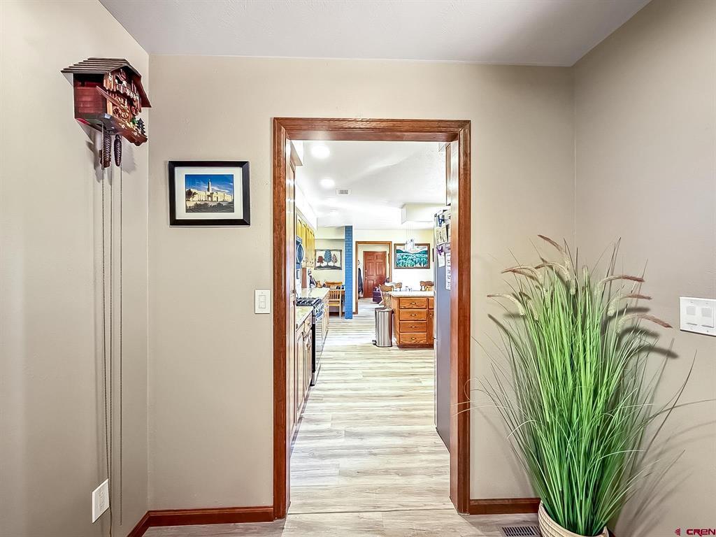 8806 Cottonwood Lane
