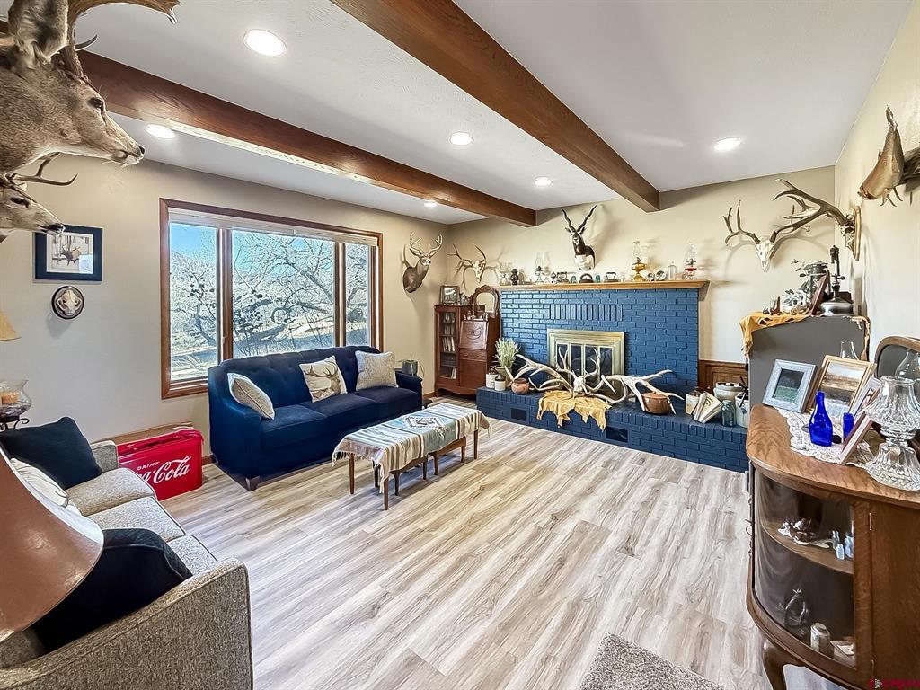 8806 Cottonwood Lane
