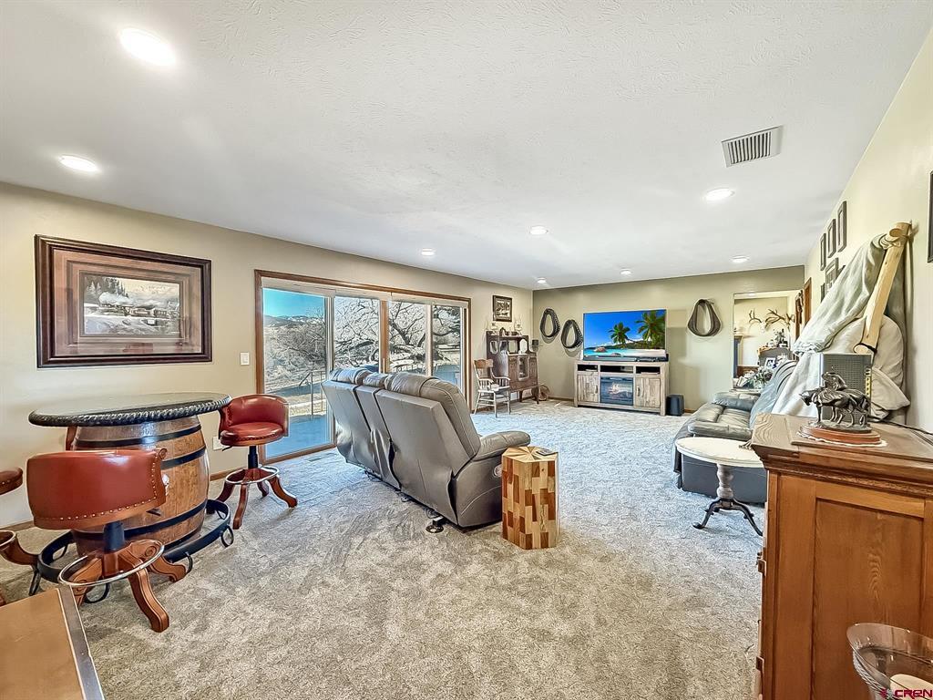 8806 Cottonwood Lane