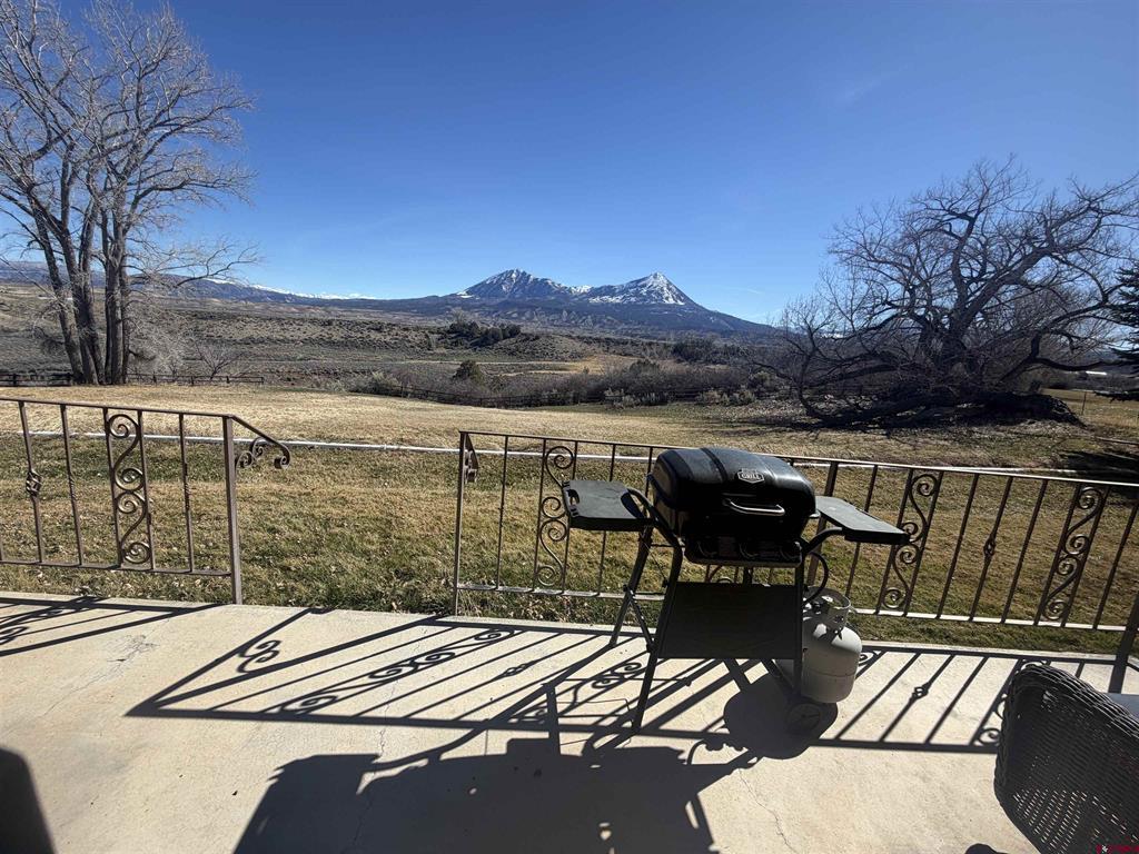8806 Cottonwood Lane
