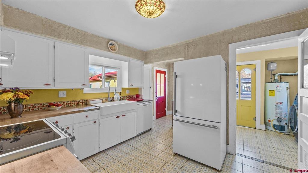 1222 3rd Street