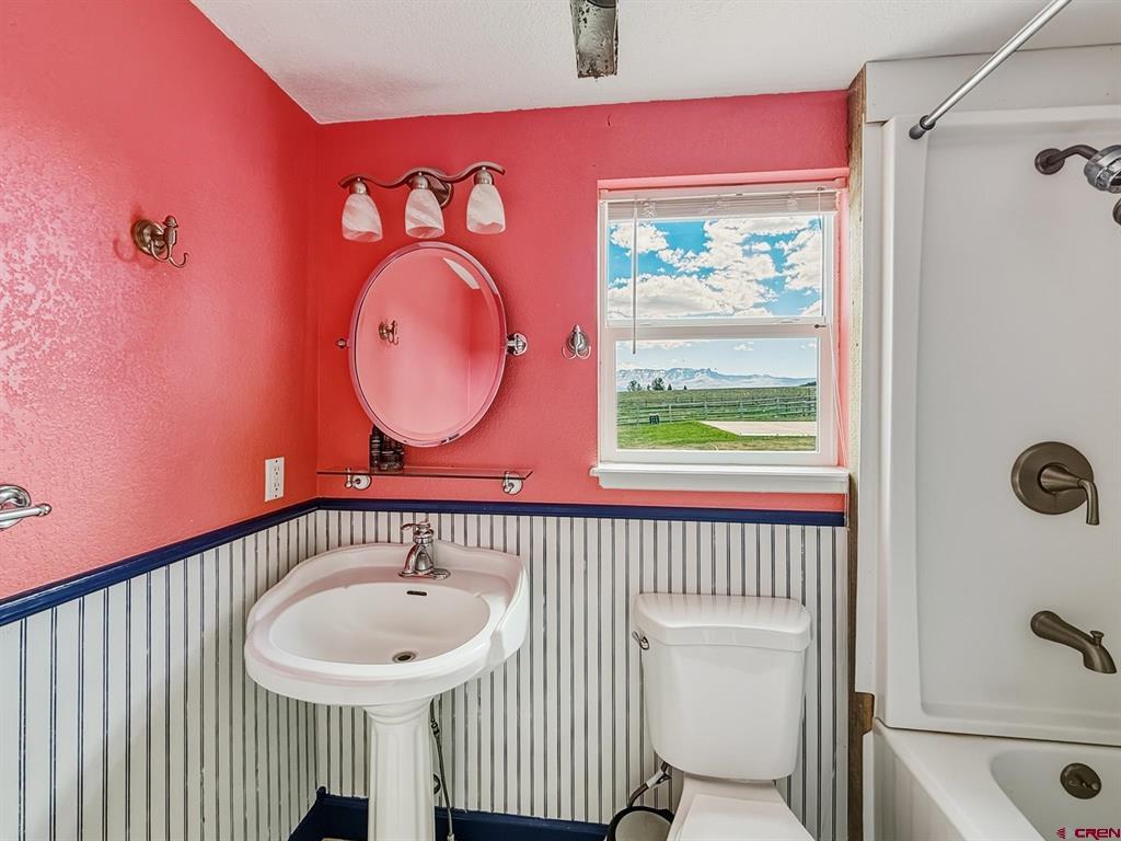 36432 Fruitland Mesa Road