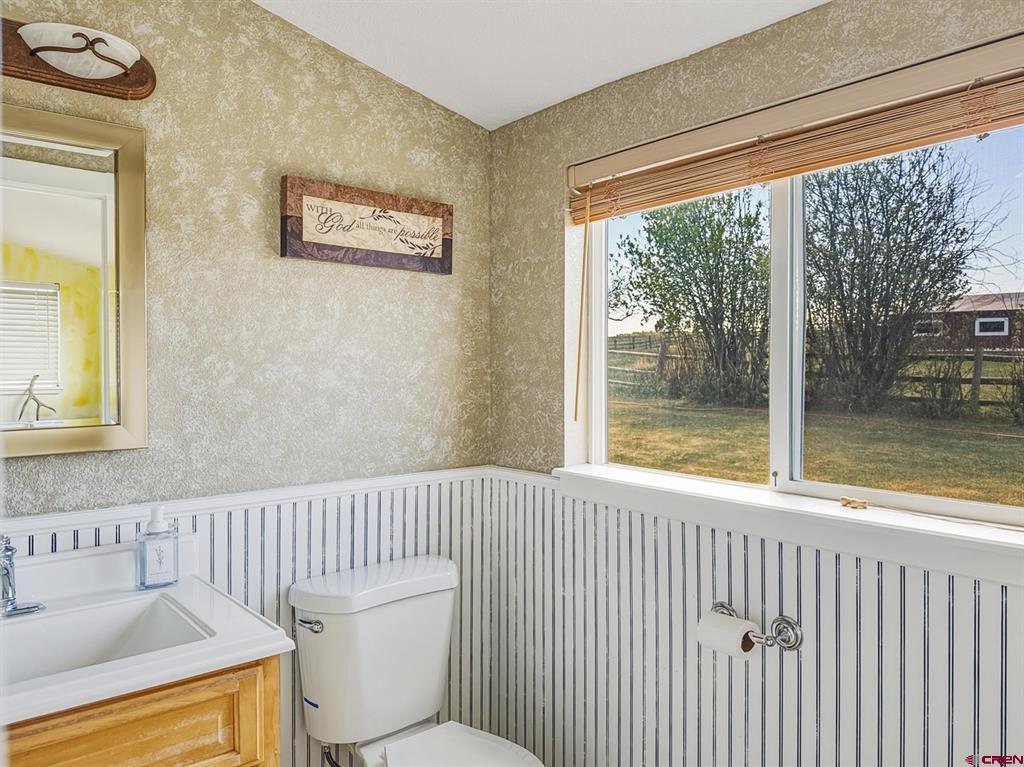 36432 Fruitland Mesa Road