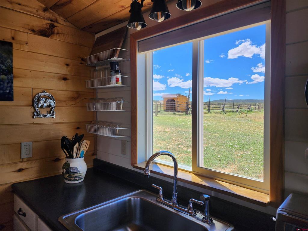31807 B50 Road
