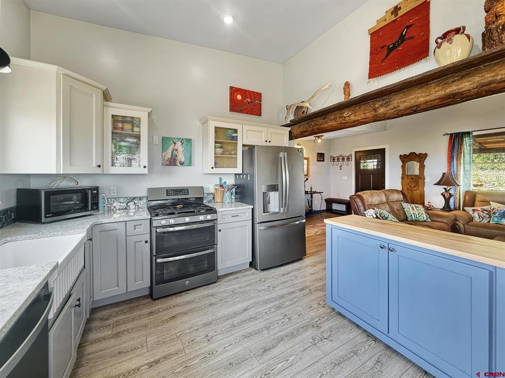 31807 B50 Road