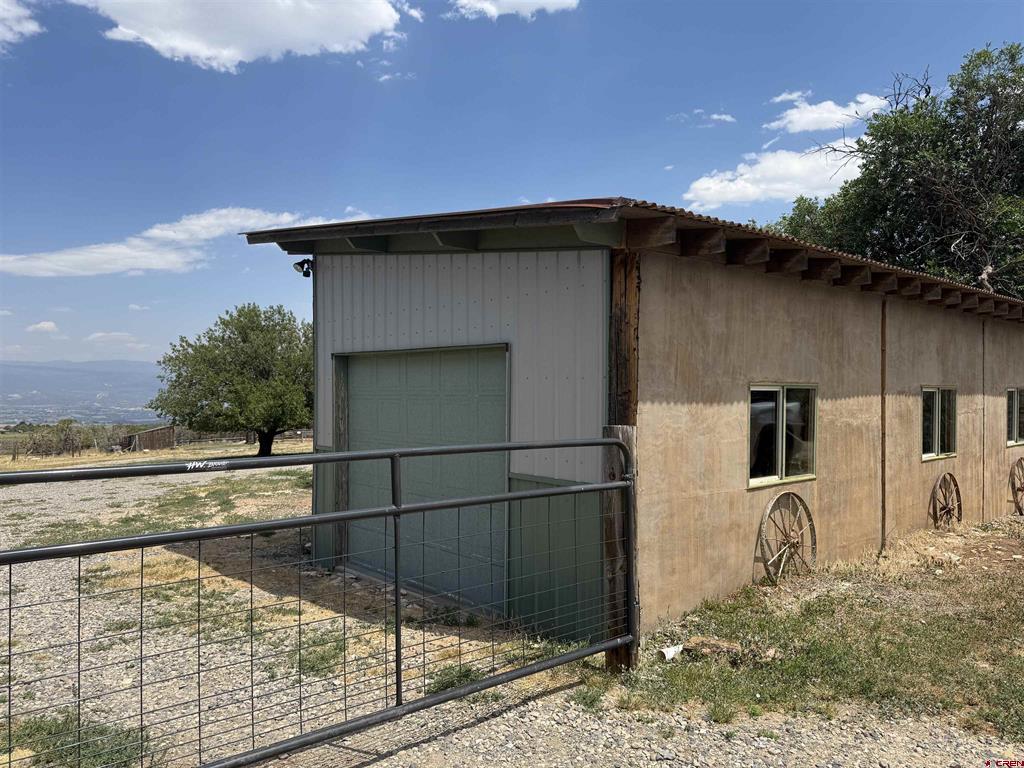 31807 B50 Road