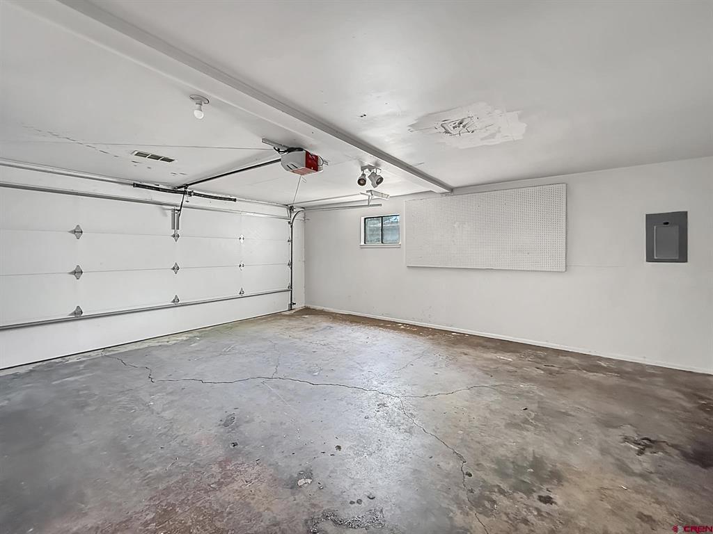 17 Alder Drive