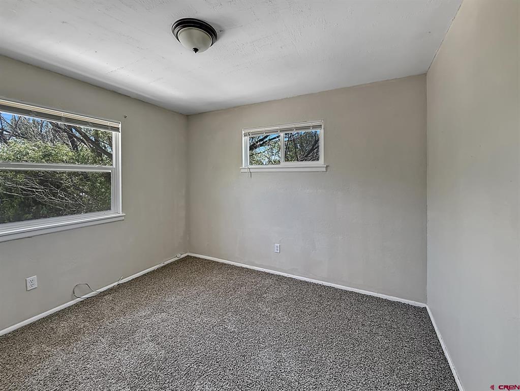 17 Alder Drive