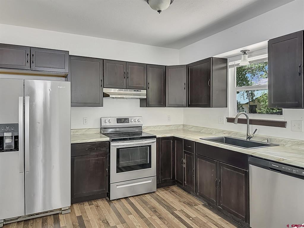 17 Alder Drive