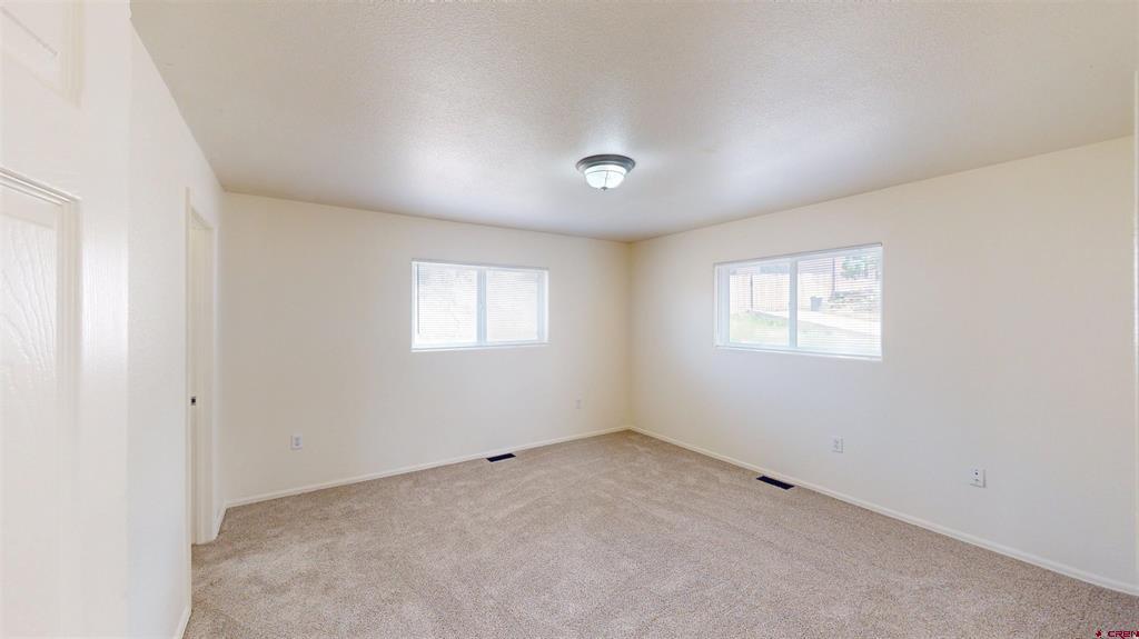 13687 Ragged Mountain Drive