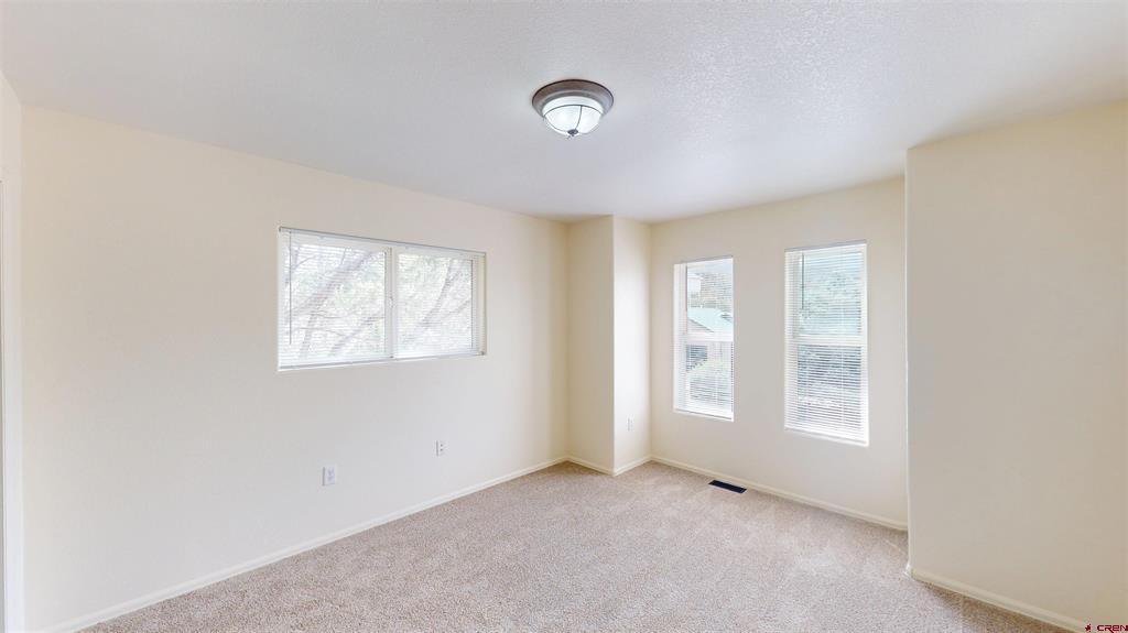 13687 Ragged Mountain Drive