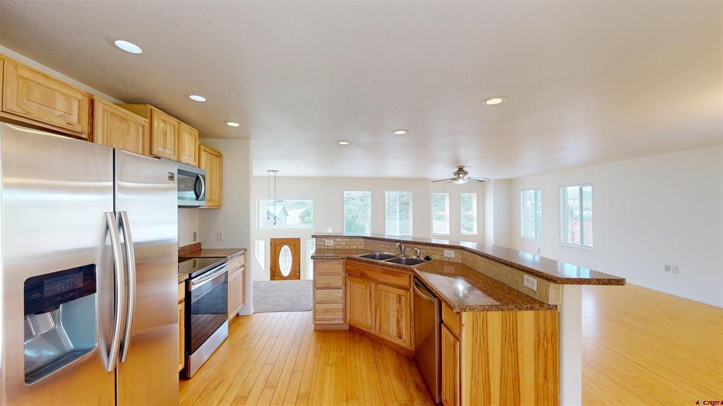 13687 Ragged Mountain Drive