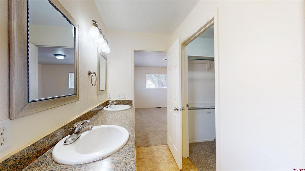 13687 Ragged Mountain Drive